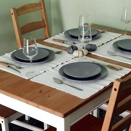 Paris Spacious Beach Apartment Loutráki Exteriör bild